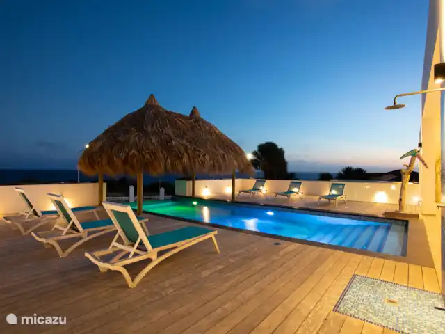 Villa met zeezicht en infinity pool huren in Curaçao, Banda Ariba (oost), Jan Thiel - villa TERRAS