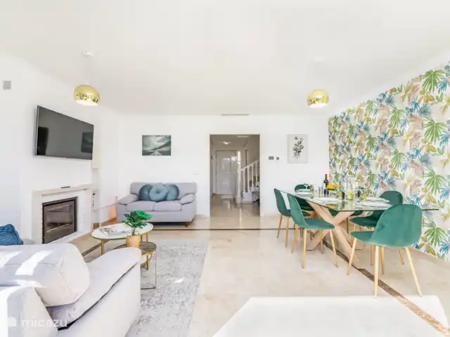 Maison de vacances de 4 chambres à Malaga | Espagne, Costa del Sol, Málaga - maison de ville Salon lumineux et ensoleillé