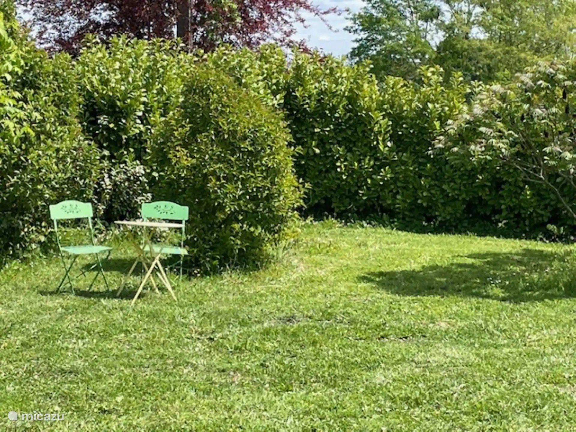 Sitzgelegenheiten im Garten