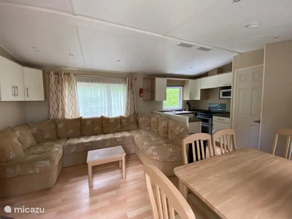 Vista interior tomada desde la puerta