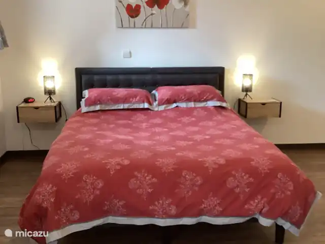 Casa Guerledan con piscina privada  en Francia, Morbihan, Saint-Aignan - casa rural / cabaña Cama de tamaño súper amable con cuarto de baño con ducha