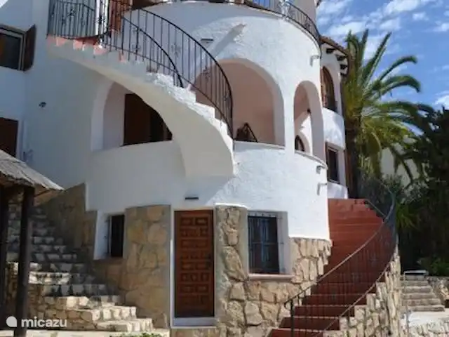 Casa Olmo Grande huren in Spanje, Costa Blanca, Benissa - villa Achterzijde villa gelegen aan het terras.