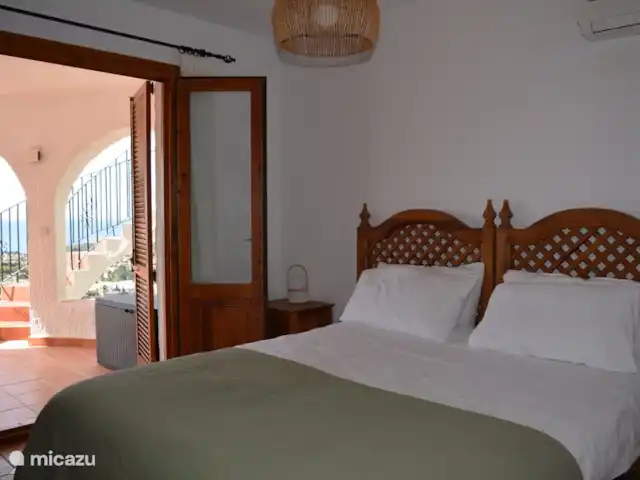 Casa Olmo Grande huren in Spanje, Costa Blanca, Benissa - villa Slaapkamer (2) 1e verdieping met openslaande deuren naar naya.