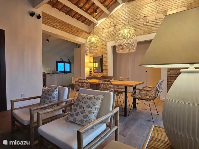 Masos Bruguera - Finca Llambrich | Espagne, Catalogne,  Deltebre - ferme Vue sur le salon 4