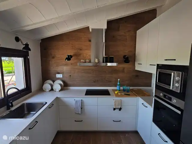 Masos Bruguera - Finca Llambrich | Espagne, Catalogne,  Deltebre - ferme Vue cuisine 2