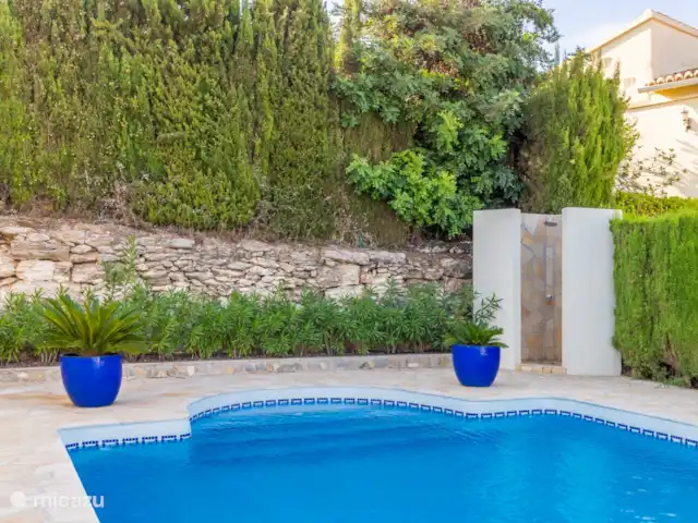 Casa La Joya en España, Costa Blanca, Benitachell - villa Piscina y ducha exterior