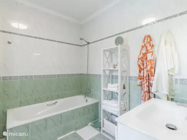 Casa La Joya en España, Costa Blanca, Benitachell - villa Habitación doble nº 3 + baño privado (ducha y bañera)