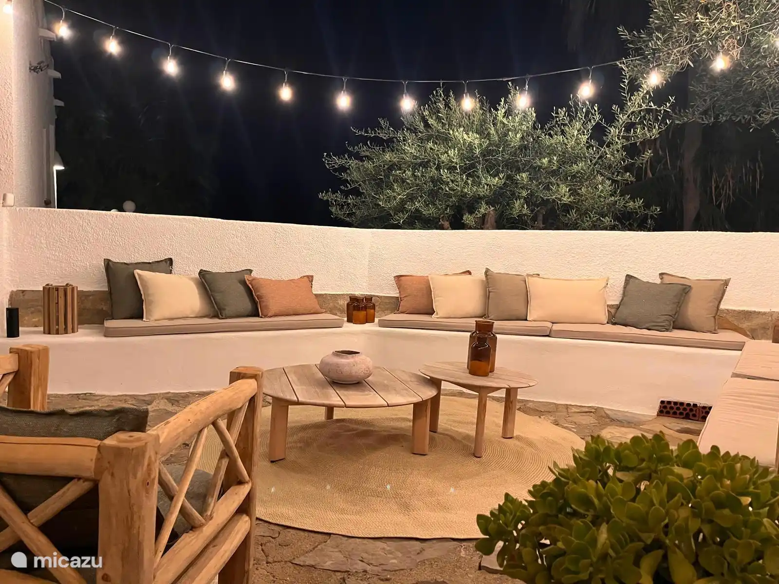 La terraza de demi-saison... también disponible para d'agréables soirées :-)