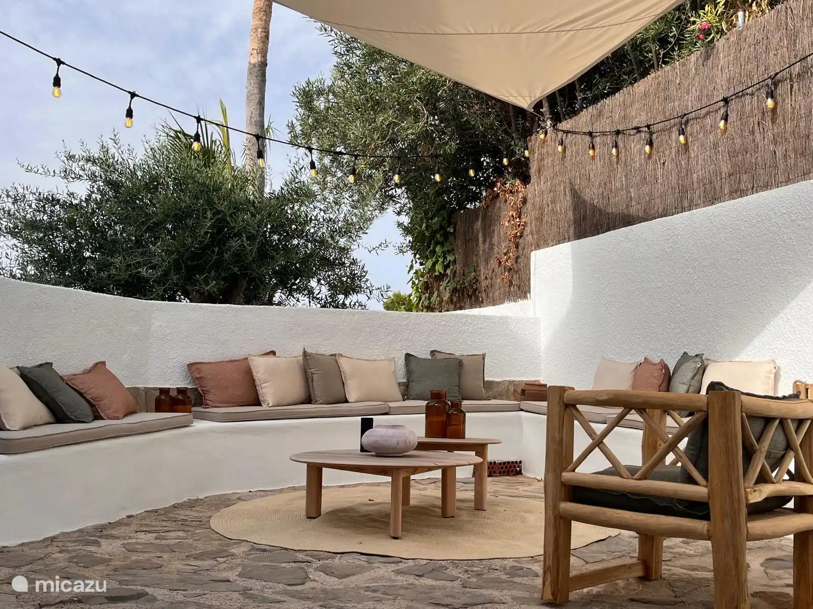 La terrasse de demi-saison avec vue sur le Montgo