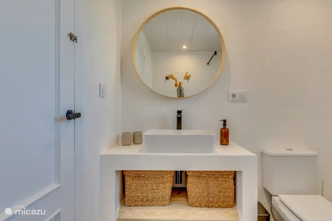 Badezimmer im 1. Stock