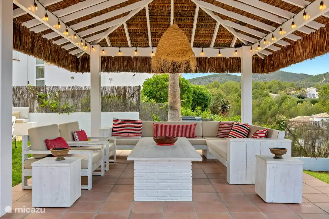 Die balinesische Pergola: ideal zum Schutz vor der Sonne und für lange Abende zum Plaudern