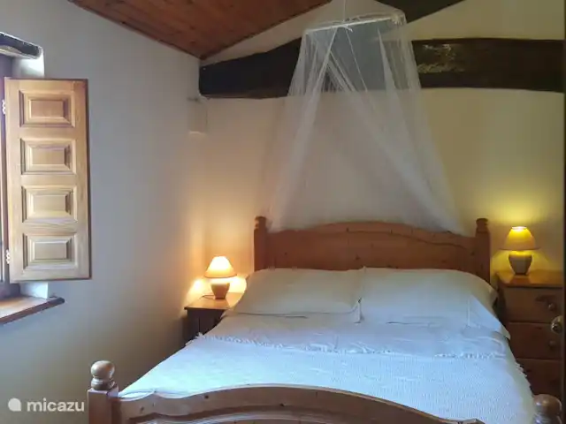 Location de Vacances France, Poitou-Charentes, Journet, gîte / cottage -  'Pêche' - La Grange du Moulin  Chambre double avec salle de douche attenante