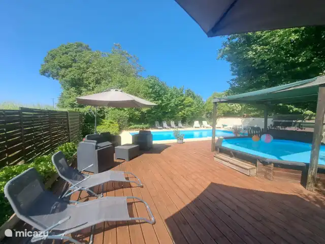 Location de Vacances France, Poitou-Charentes, Journet, gîte / cottage -  'Pêche' - La Grange du Moulin  Deux piscines, une juste pour les plus petits