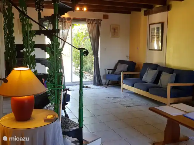 Location de Vacances France, Poitou-Charentes, Journet, gîte / cottage -  'Pêche' - La Grange du Moulin  salon spacieux