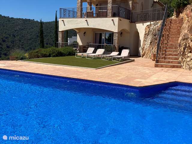 Vakantiehuis Spanje, Catalonië, Santa Cristina D'aro - villa Villa met spectaculair uitzicht 