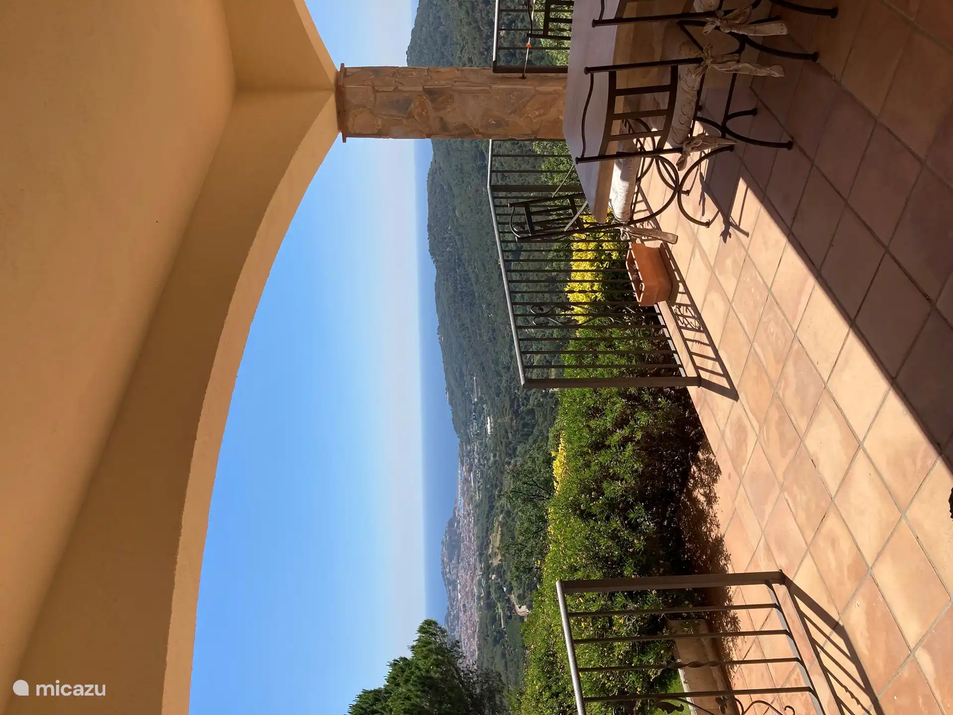 Blick von der Poolterrasse