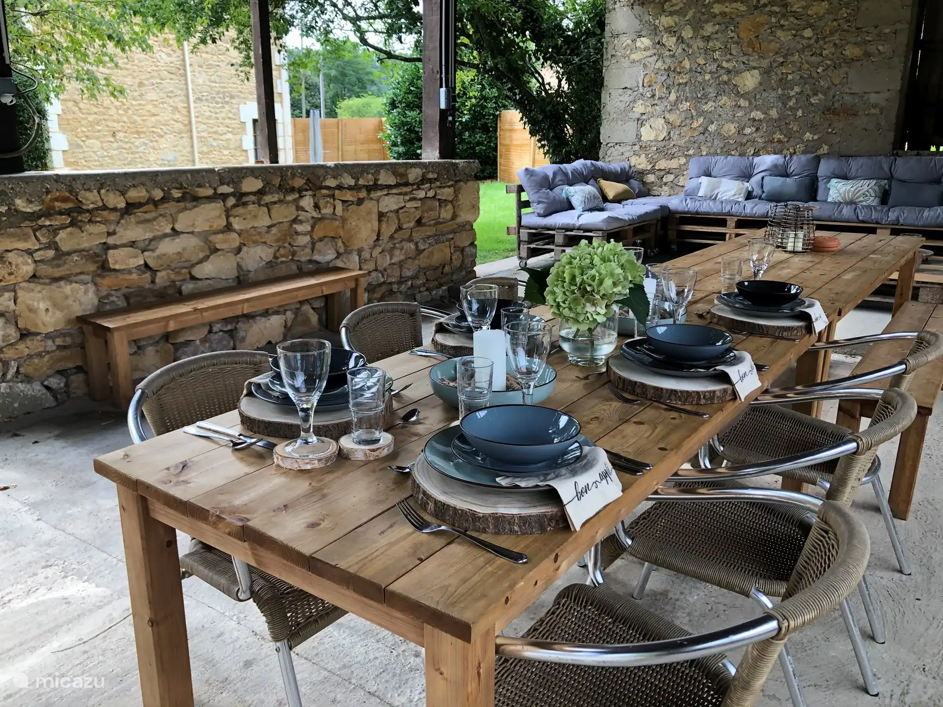 Wohnzimmer im Freien