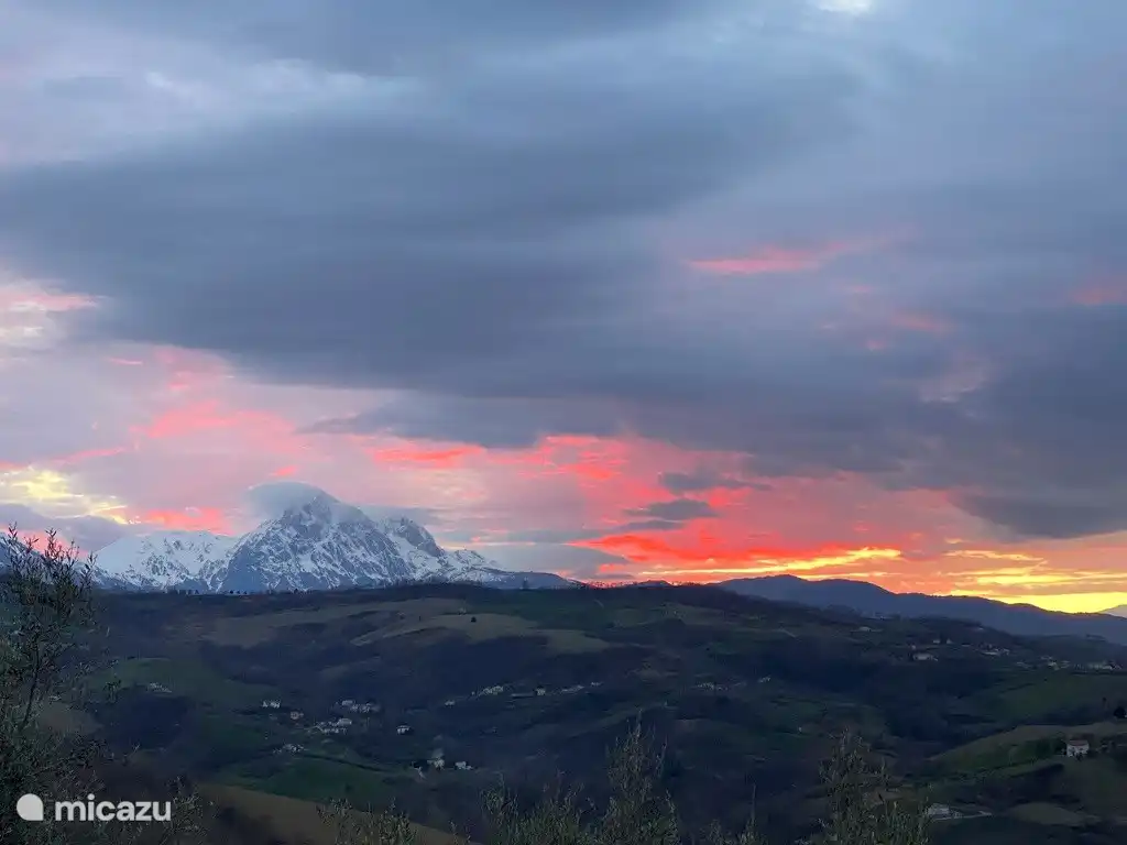 El Corno Grande, la montaña más alta a casi 3000m. de los Apeninos.