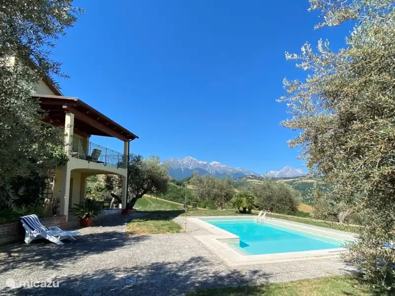 Villa Tulipani 1 piscine privée | Italie, Abruzzes, Castiglione Messer Raimondo - Maison de vacances Villa Tulipani 1 piscine privée | Italie, Abruzzes, Castiglione Messer Raimondo - Maison de vacances