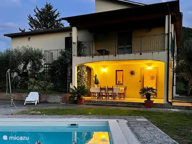 Villa Tulipani 1 piscine privée | Italie, Abruzzes, Castiglione Messer Raimondo - Maison de vacances Villa Tulipani 1 piscine privée | Italie, Abruzzes, Castiglione Messer Raimondo - Maison de vacances