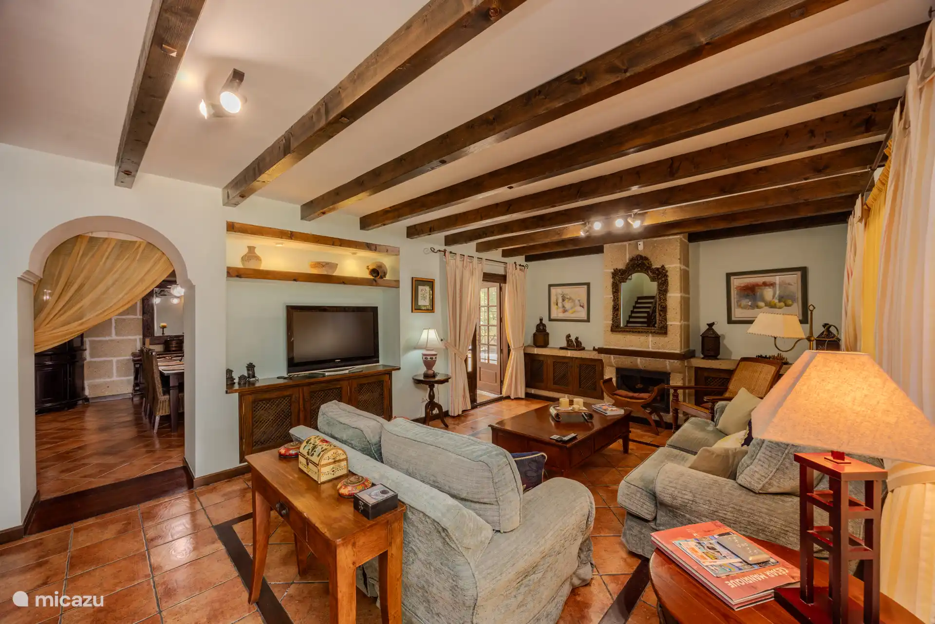 Salón de estilo canario