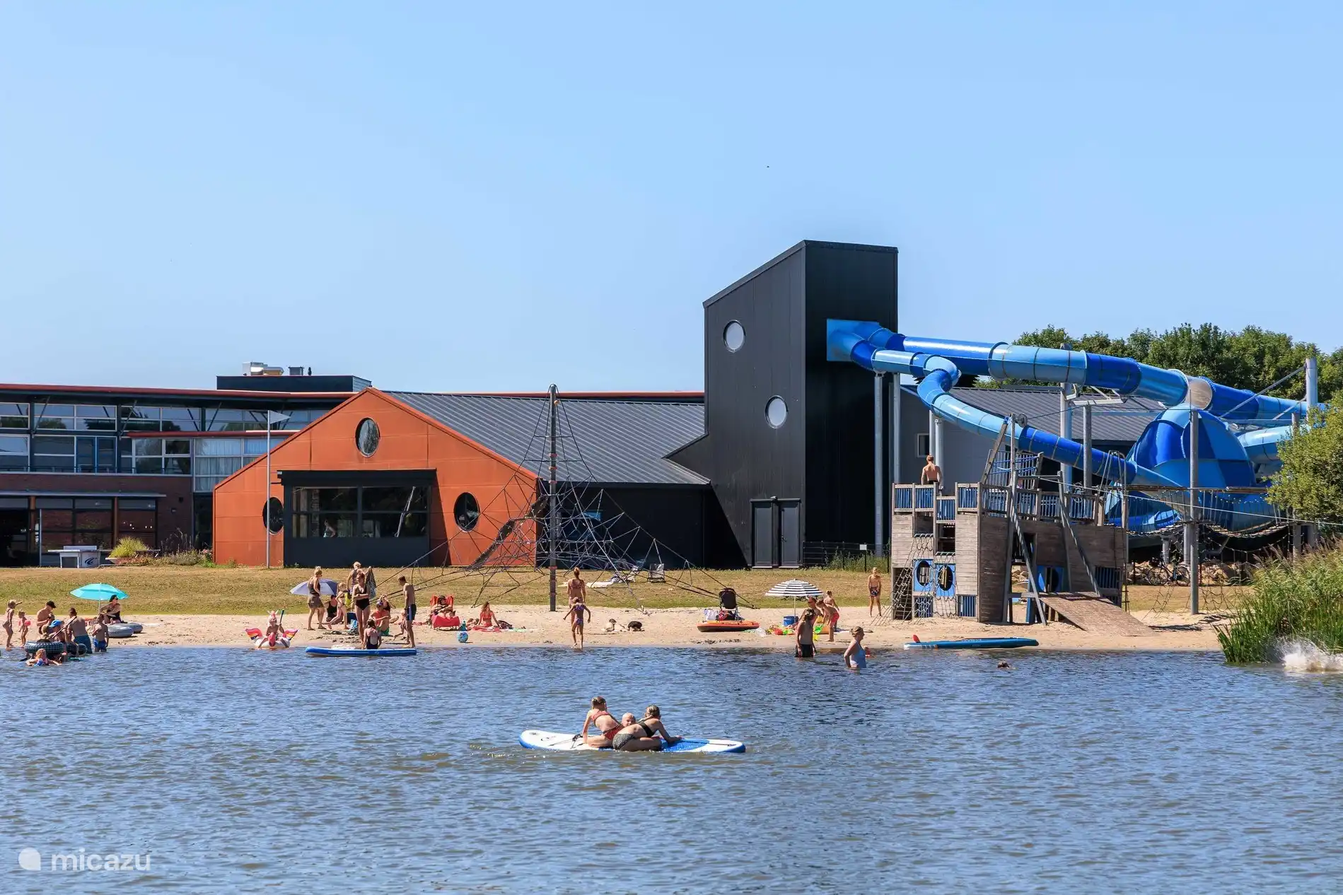 Unterhaltung am Strand