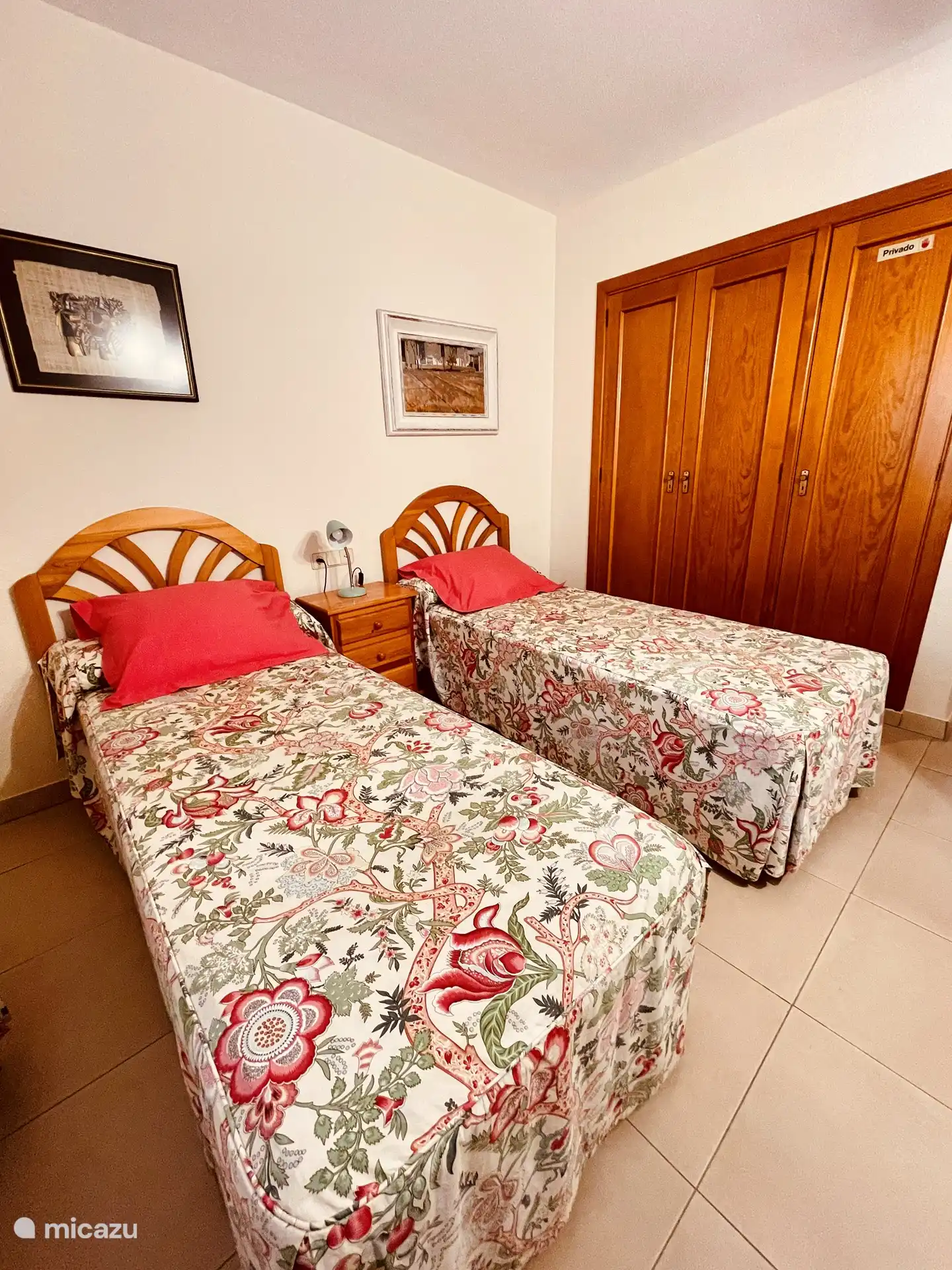 Chambre 2 à l’avant de l’appartement.