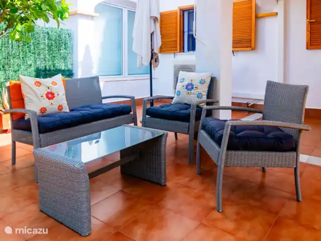 Amigos I à Veramar - playa 300m | Espagne, Costa de Almeria, Vera-Plage - appartement Ensemble de salon, parasol.