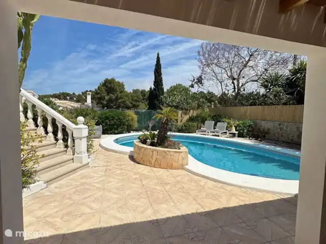 Appartement avec piscine à Casa Naranja | Espagne, Costa Blanca, Jávea - appartement Le jardin est merveilleusement abrité pour que vous puissiez bronzer en toute tranquillité.