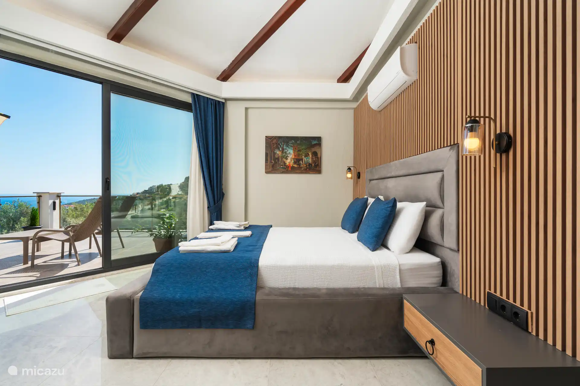 KAMER LAILA