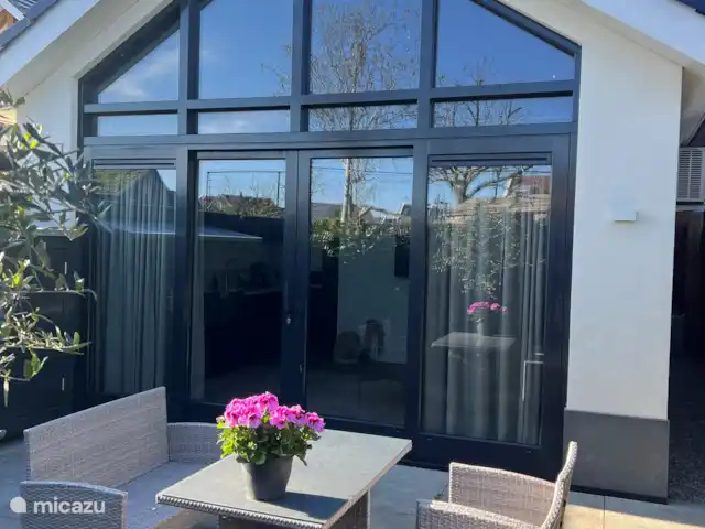 Location de Vacances Pays-Bas, Hollande du Nord, Velsen, tiny house - Modern & Cozy Tiny House Location de Vacances Pays-Bas, Hollande du Nord, Velsen, tiny house - Modern & Cozy Tiny House