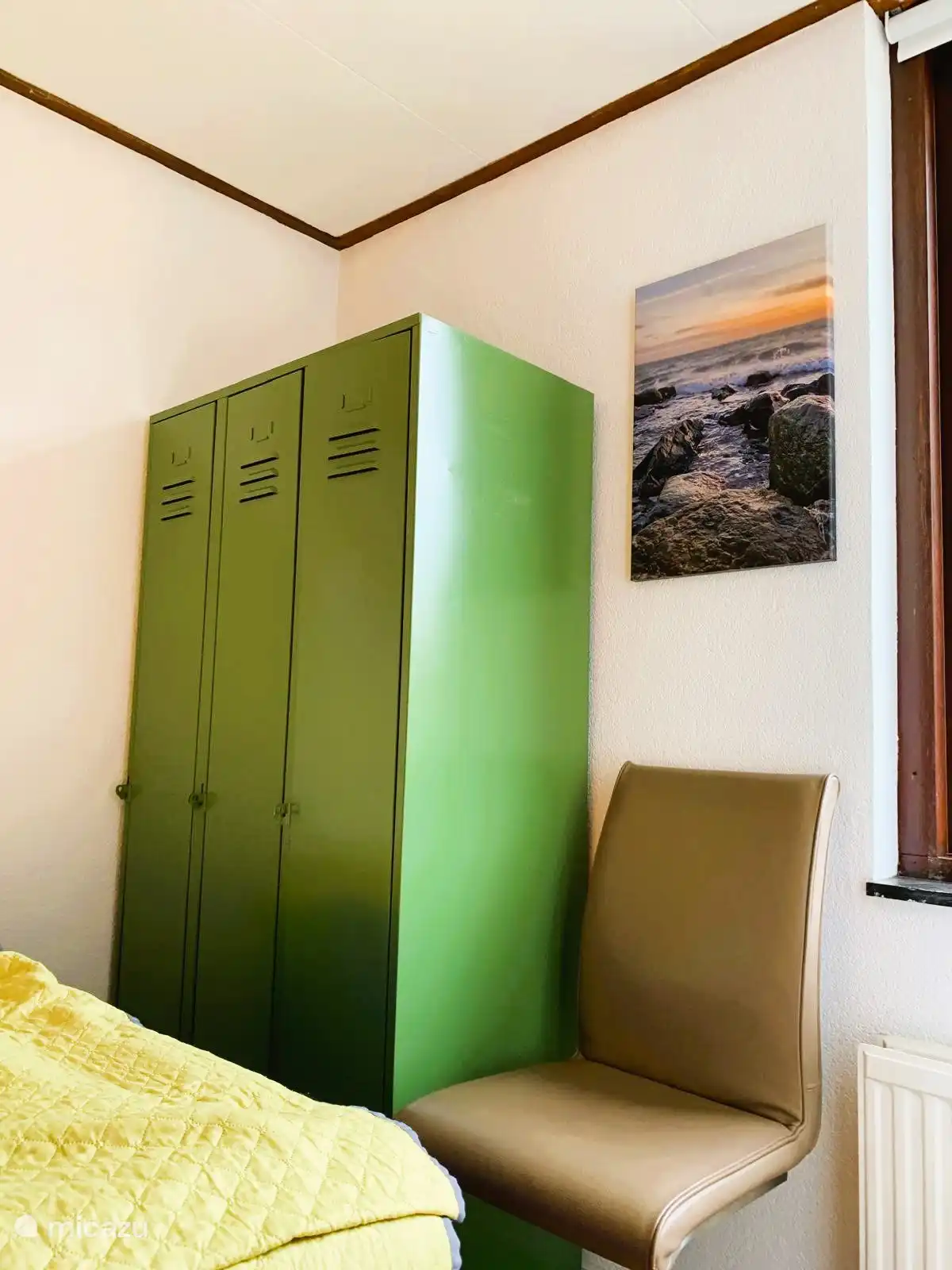 Schlafzimmerschrank unten 