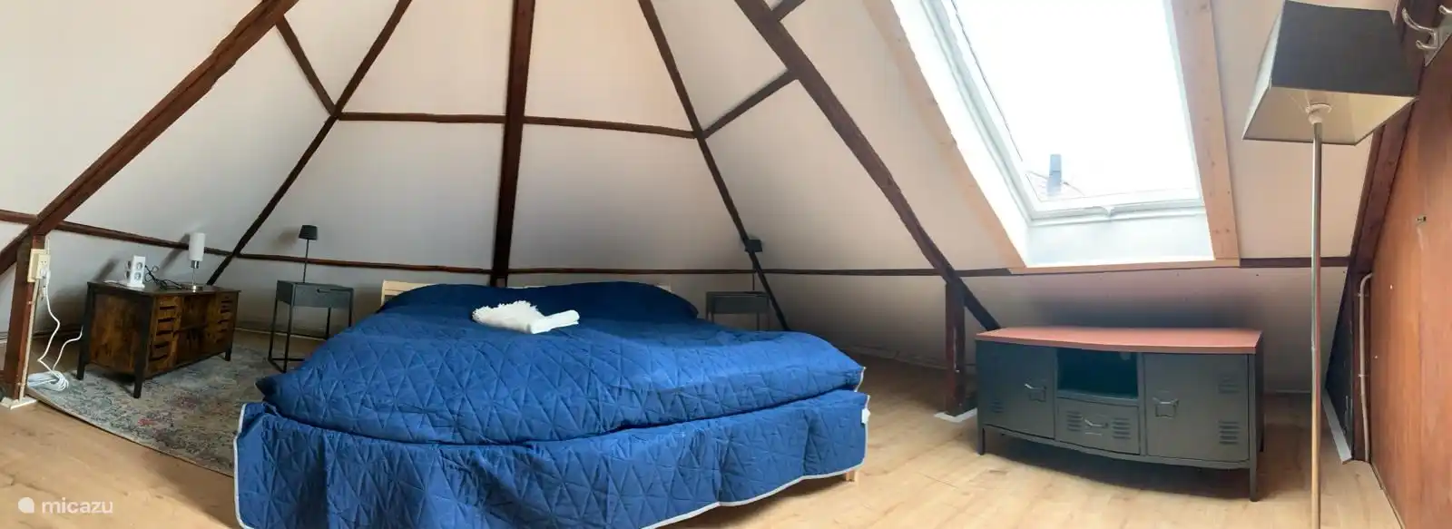 Schlafzimmer oben 2