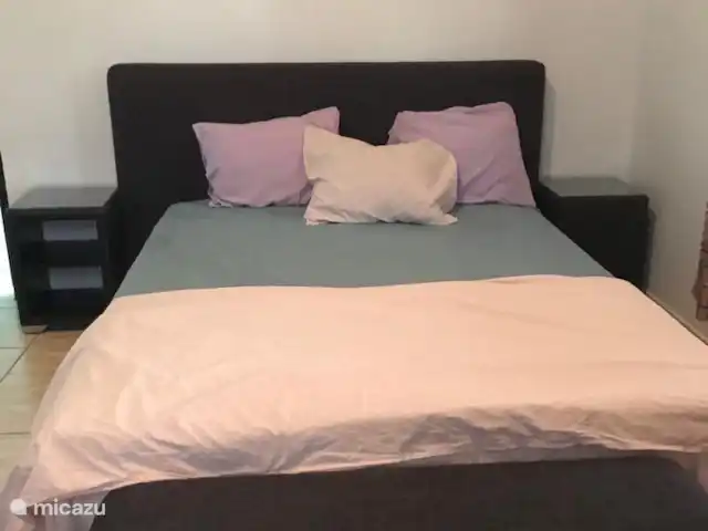 Ash&Ash Appartement 3  | Suriname, Commewijne, Meerzorg - appartement Chambre 1 avec sommier tapissier