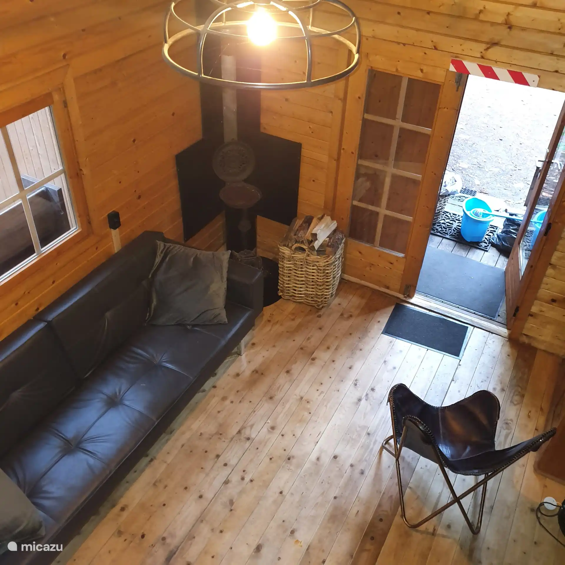 Sala de estar Cabaña en el bosque desde el desván