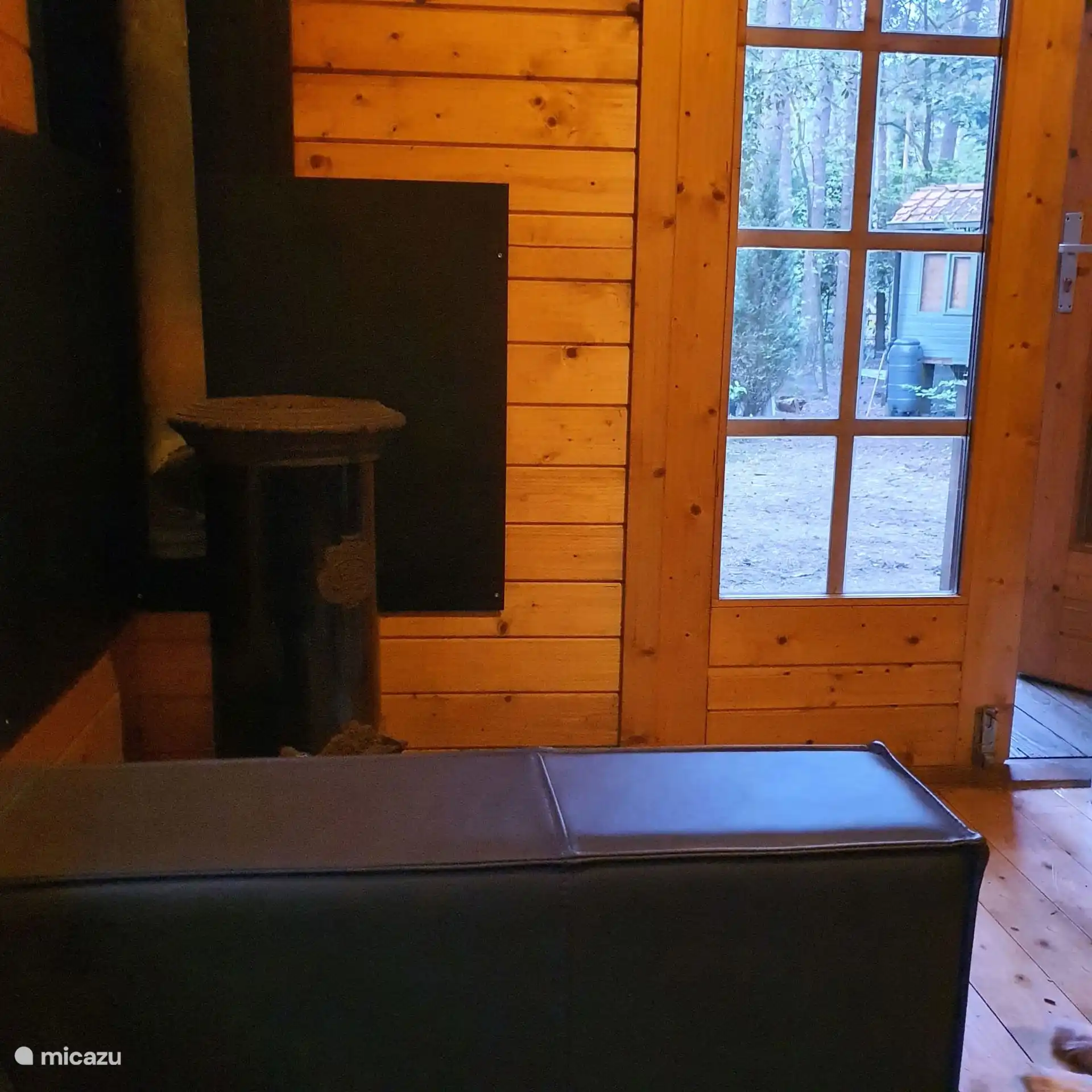 Vista desde el sofá en otoño.