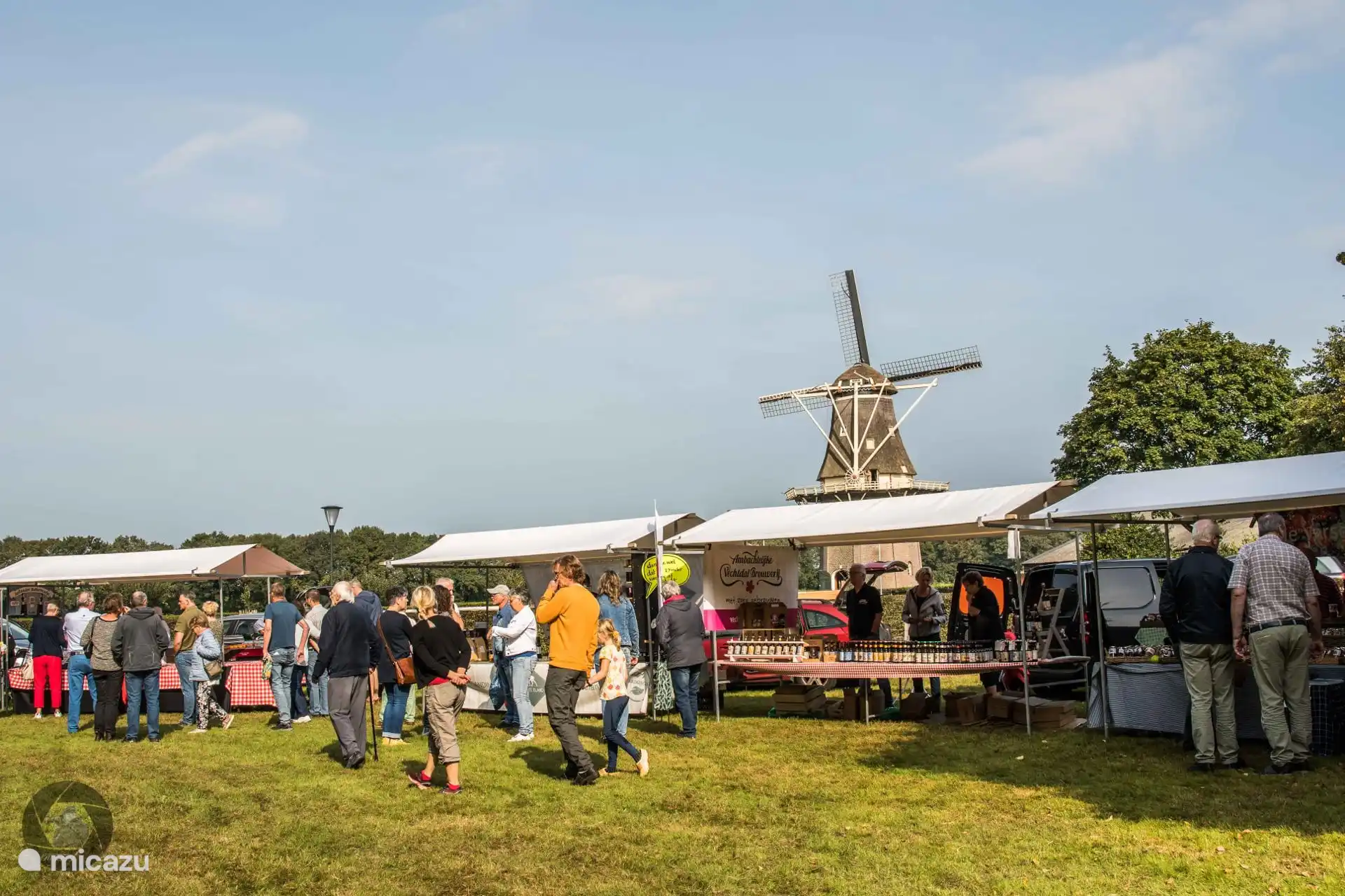 every 3rd Saturday of the month there is a farmer's market in Vilsteren where local products are sold, also nice to cycle to!
