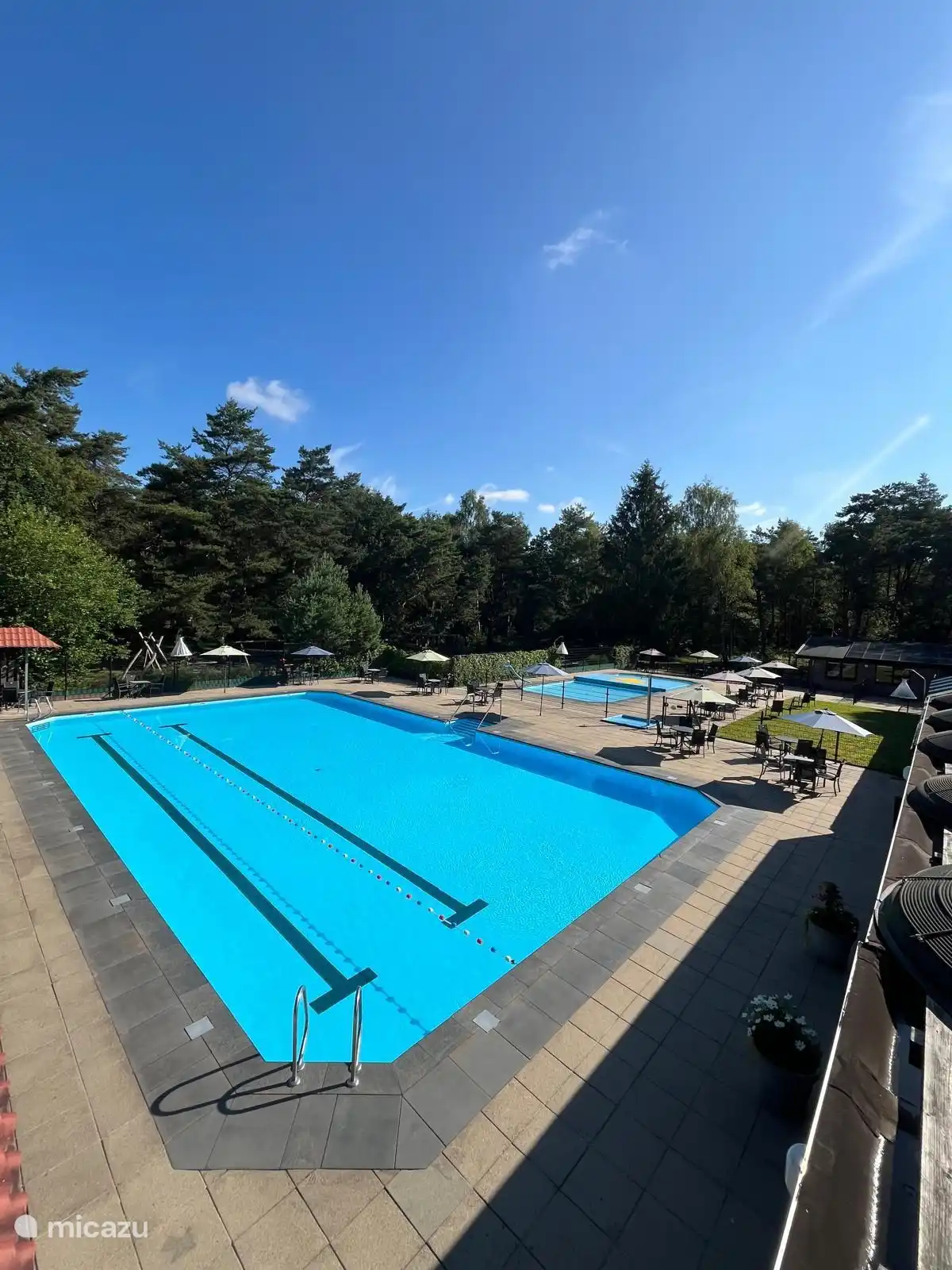 20 meter bad en 2 pierebadjes