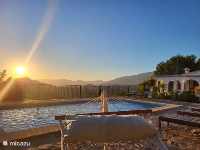 Casa Pajaros avec PISCINE & JACUZZI | Espagne, Costa del Sol, Sayalonga - villa Vue de la terrasse depuis le hamac