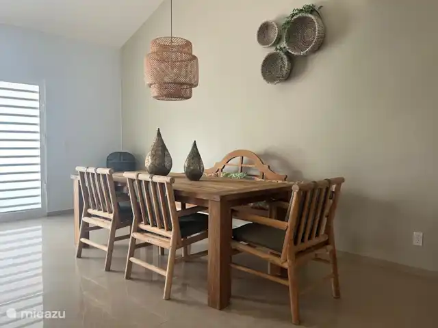 Villa Gigimomo huren in Curaçao, Banda Ariba (oost), Vista Royal - villa Eettafel binnen