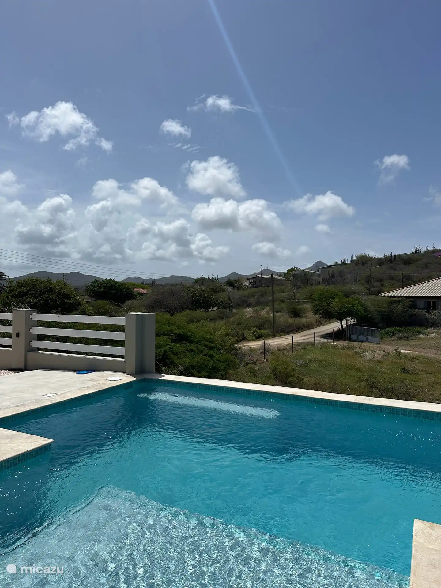 Schwimmbad mit Aussicht