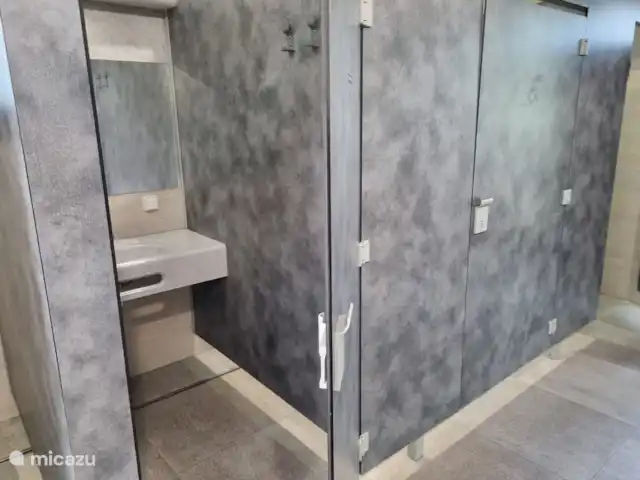 Chalet Coco huren in Frankrijk, Côte d´Azur, Roquebrune-sur-Argens - chalet sanitair blok 1