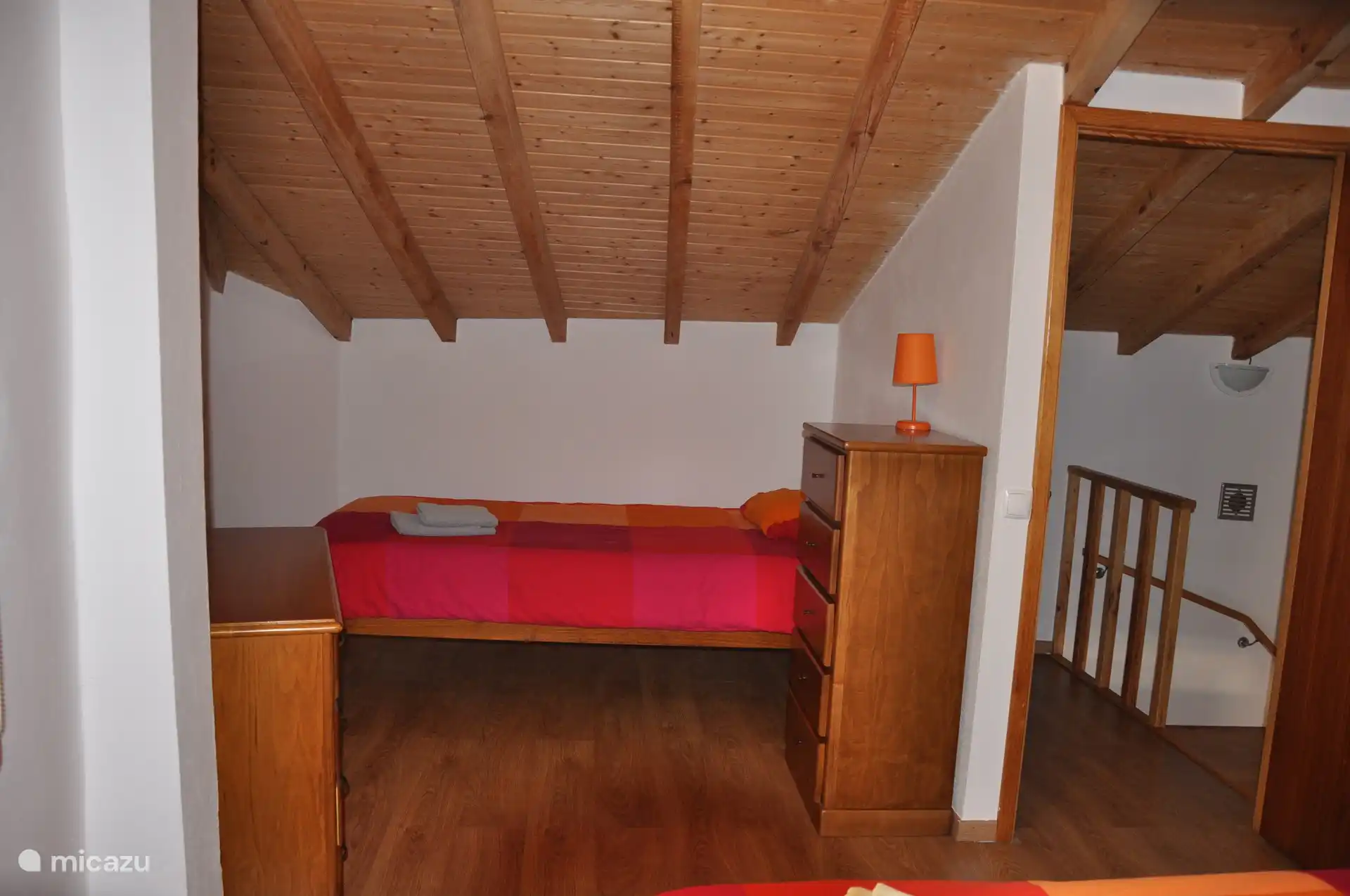 Schlafzimmer 1 Agave 2p&1p Bett