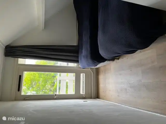 2. Schlafzimmer auf der Seite des Wassers. Zwei separate Betten, die auch zusammengeschoben werden können.