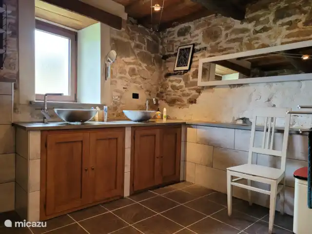 Location de Vacances Italie, Piémont, Niella Belbo, maison de vacances - Casa Rocco  Double vasque