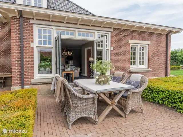 Twente rurale | Pays-Bas, Overijssel, Denekamp - maison de vacances Maison de vacances Landelijk Twente terrasse avec sièges