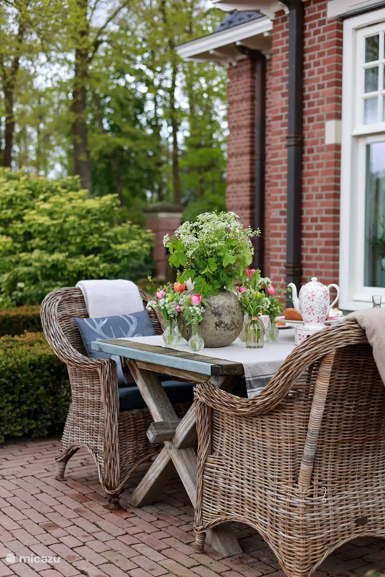 Maison de vacances Landelijk Twente terrasse avec sièges