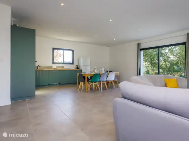 Merlote en Francia, Lot, Fontanes  - casa vacacional Cocina con sala de estar