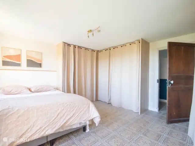 Gite Mondurausse - vue et piscine | France, Tarn-et-Garonne, La Salvetat-Belmontet - villa Chambre à coucher