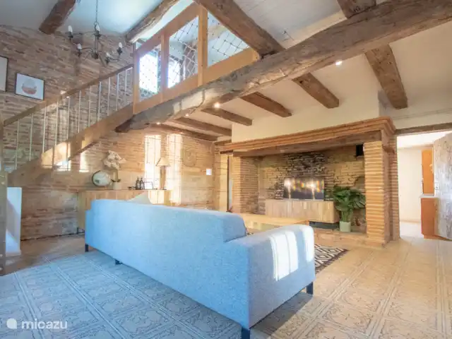 Gite Mondurausse - vue et piscine | France, Tarn-et-Garonne, La Salvetat-Belmontet - villa  Un espace de vie spacieux